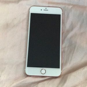 Brand New iPhone 6s Plus Rose Gold